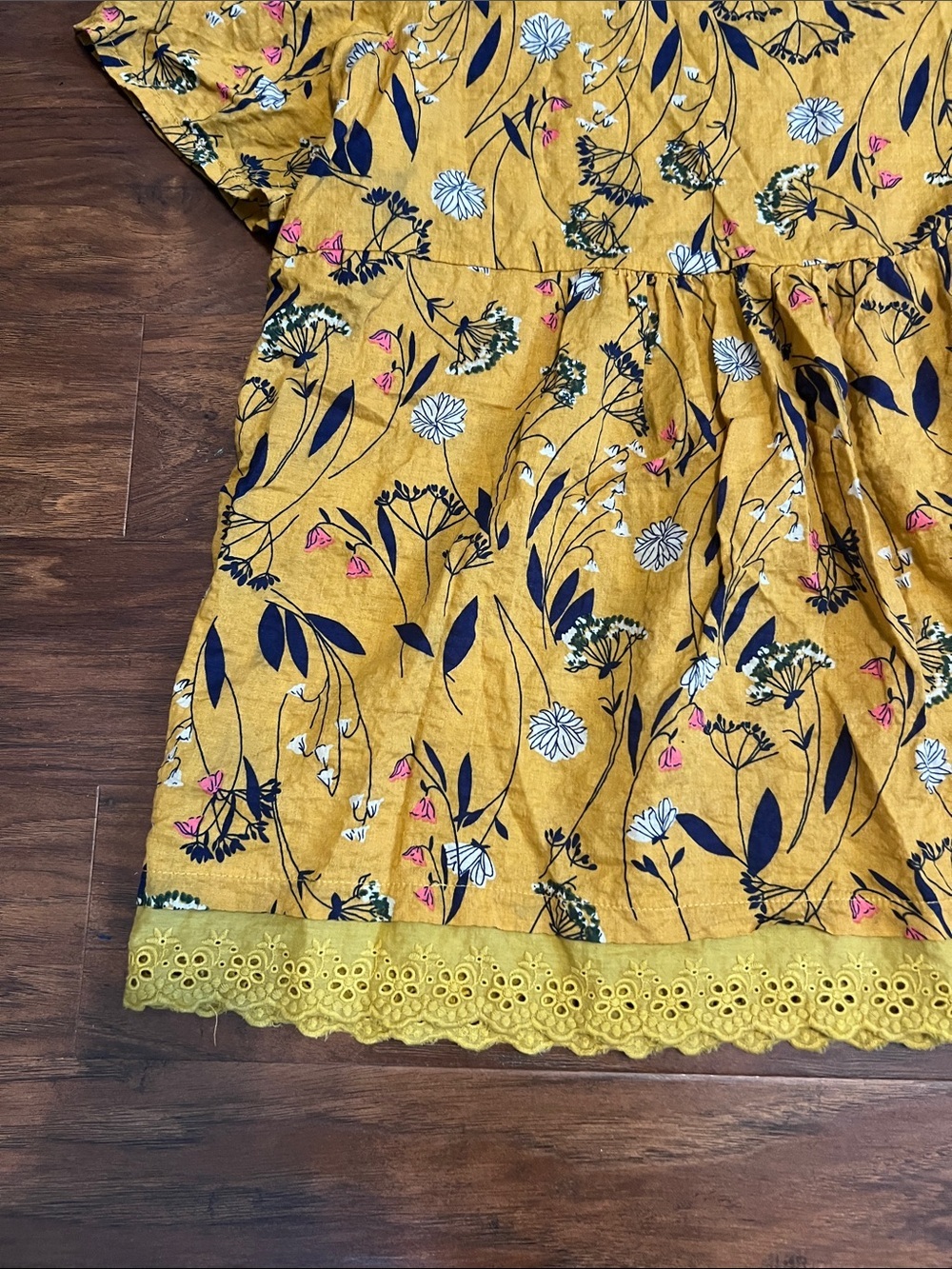 Dark Yellow Floral Lace-Hem Women’s Top - Picture 2 of 5
